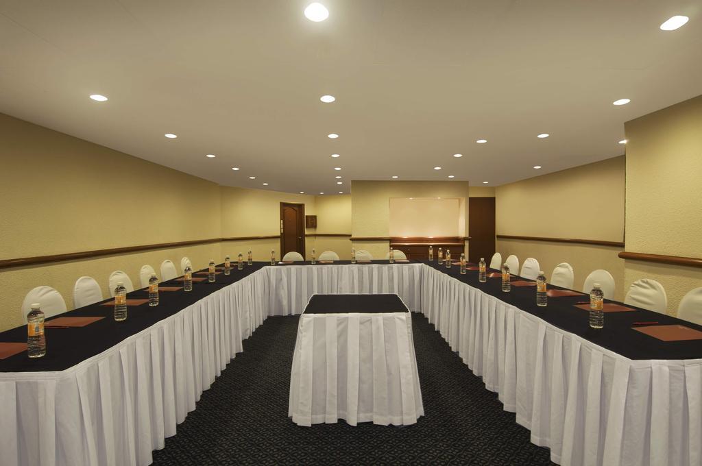 Grand Cantalagua Hotel Morelia, BW Signature Collection Business bild U-shaped table layout
